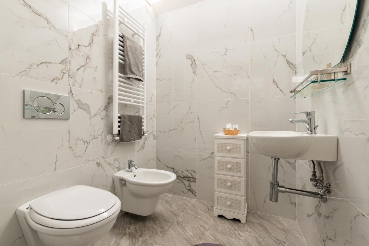 B&B The Dream Marina Di Carrara Ngoại thất bức ảnh